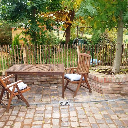 Awesome Home In Buetzow With Wifi Luaran gambar